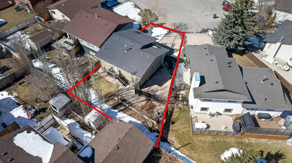 32 Fallingworth Court NE Calgary AB T3J1G4