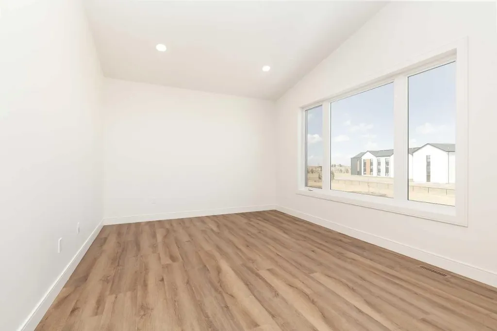 561 Malahat Green W Lethbridge AB T1J 5H1