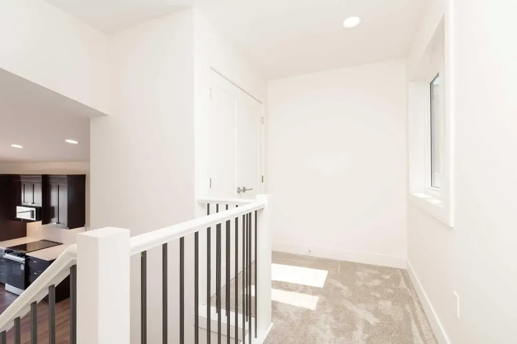 561 Malahat Green W Lethbridge AB T1J 5H1