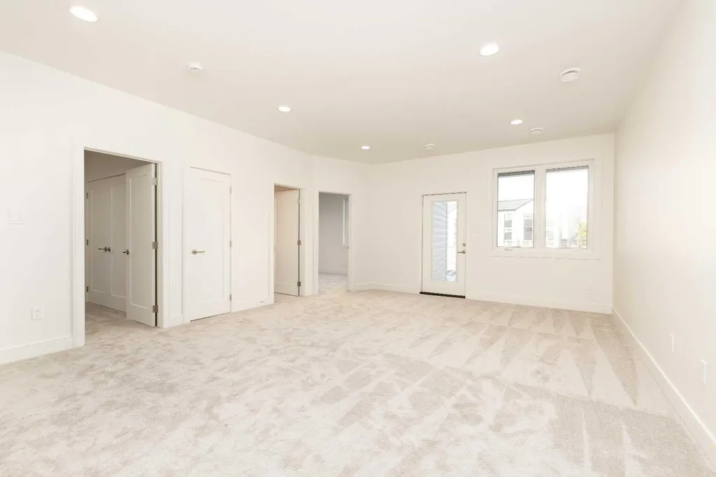 561 Malahat Green W Lethbridge AB T1J 5H1