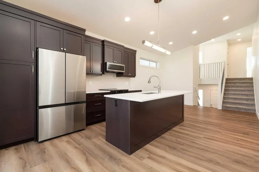 561 Malahat Green W Lethbridge AB T1J 5H1