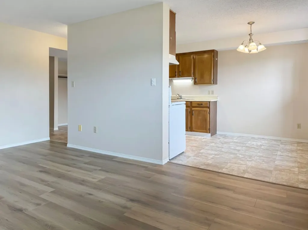11114 Hoppe Avenue Grande Cache AB t0e0y0