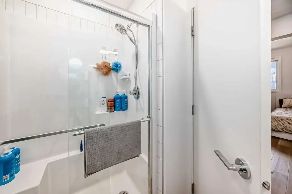 8500 19 Avenue SE Calgary AB T2A 0M8
