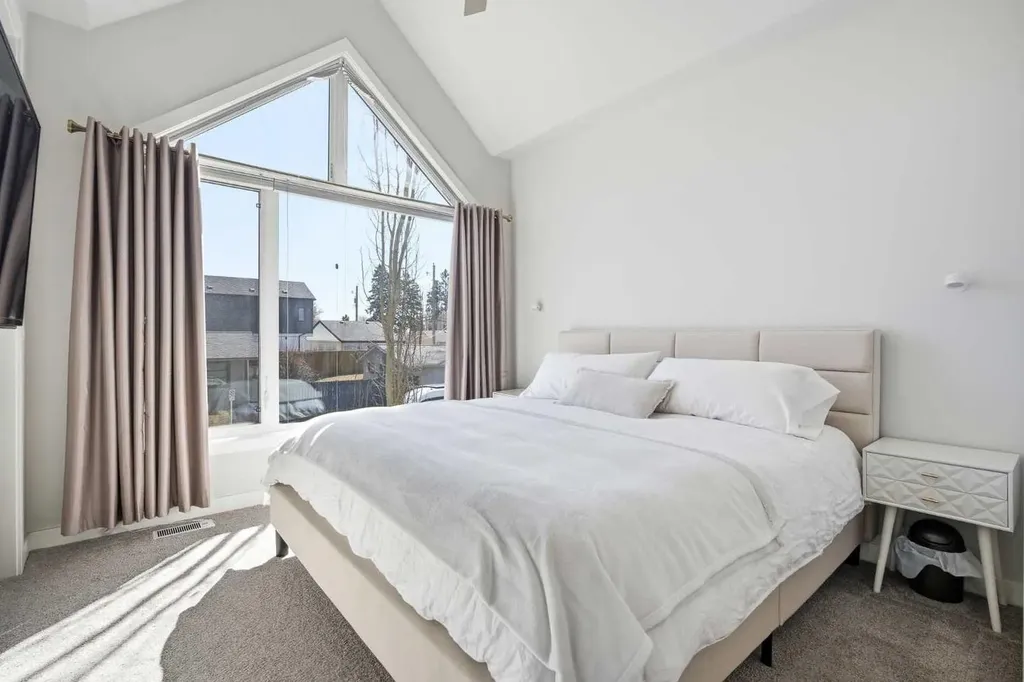 5103 6 Street SW Calgary AB T2V 1J6