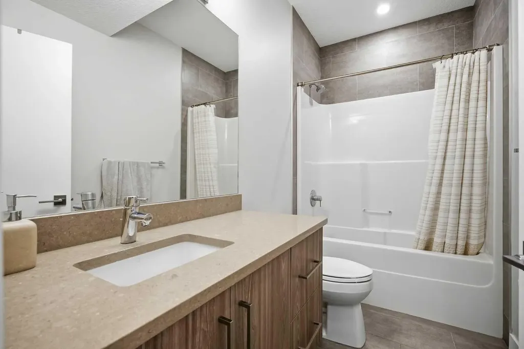 5103 6 Street SW Calgary AB T2V 1J6