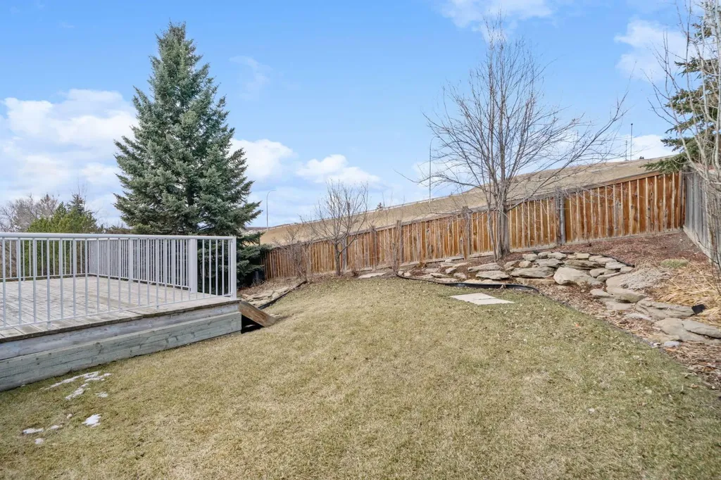 48 Headlands Close Cochrane AB T4C 1M3