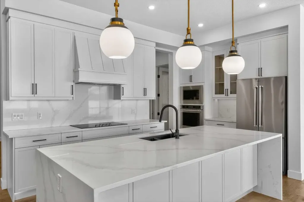 380 Watercrest Place Chestermere AB T1X 2Y7