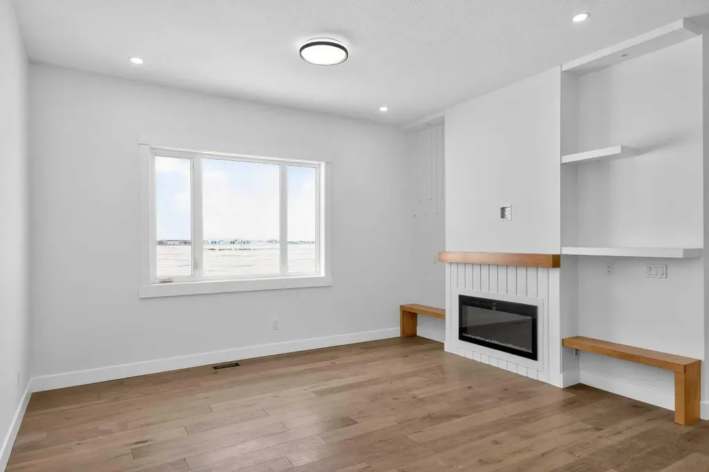 380 Watercrest Place Chestermere AB T1X 2Y7