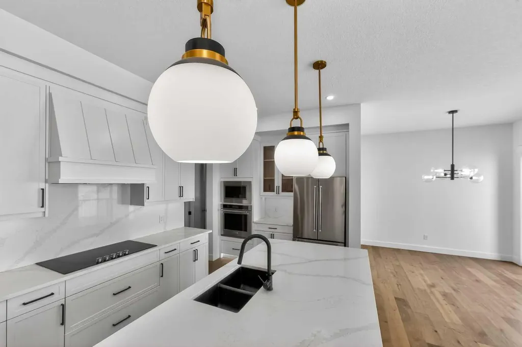 380 Watercrest Place Chestermere AB T1X 2Y7