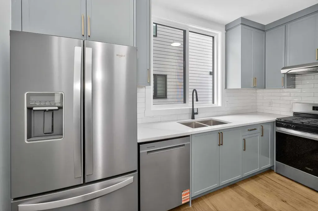 380 Watercrest Place Chestermere AB T1X 2Y7