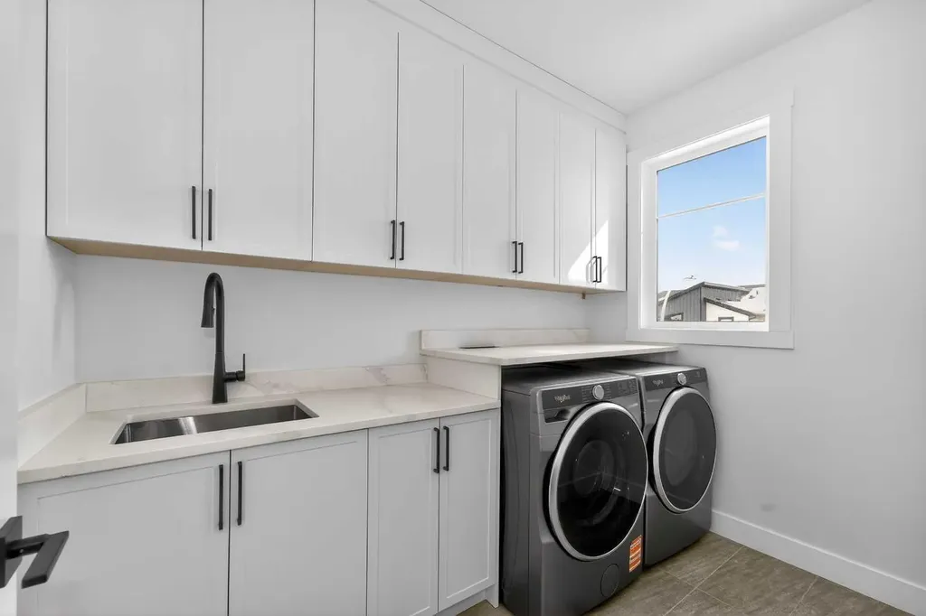 380 Watercrest Place Chestermere AB T1X 2Y7