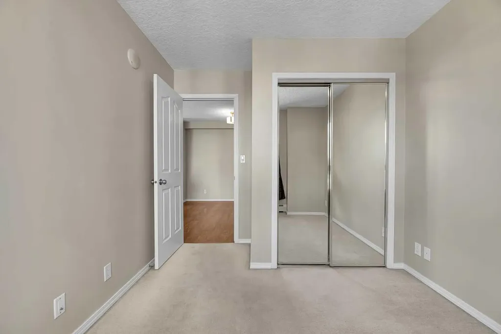1111 6 Avenue SW Calgary AB T2P 5M5