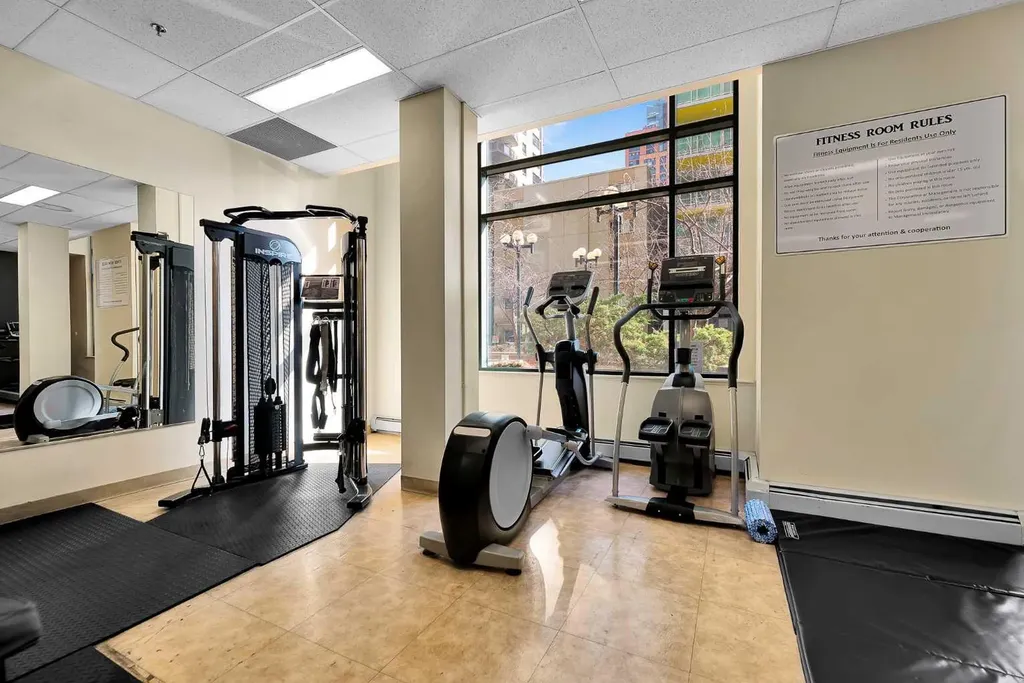 1111 6 Avenue SW Calgary AB T2P 5M5