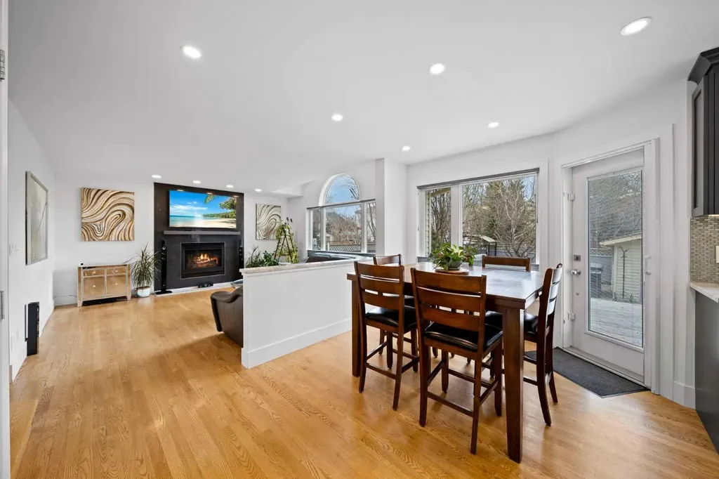 90 Riverview Circle SE Calgary AB T2C4K1