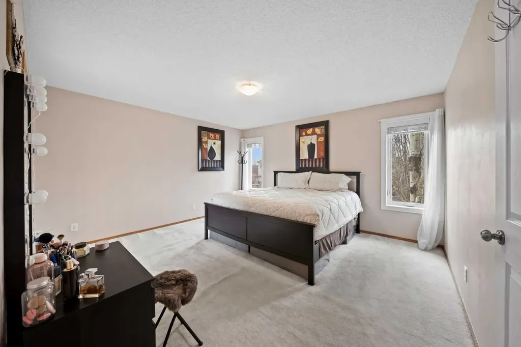 90 Riverview Circle SE Calgary AB T2C4K1