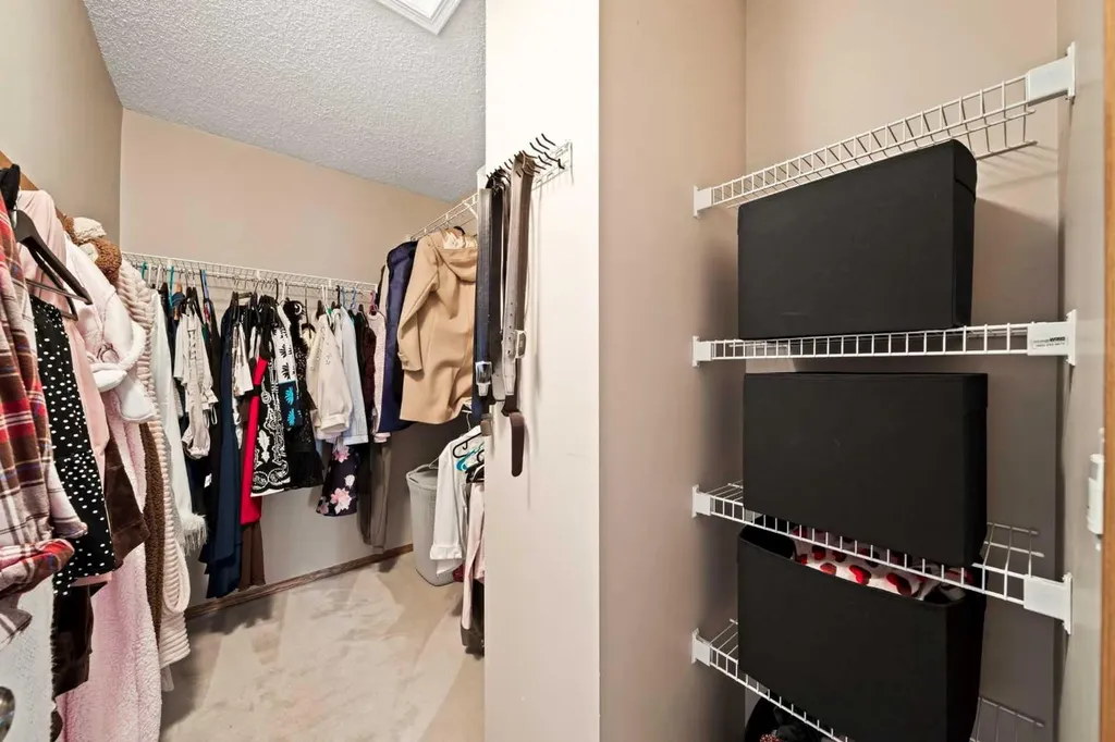 90 Riverview Circle SE Calgary AB T2C4K1