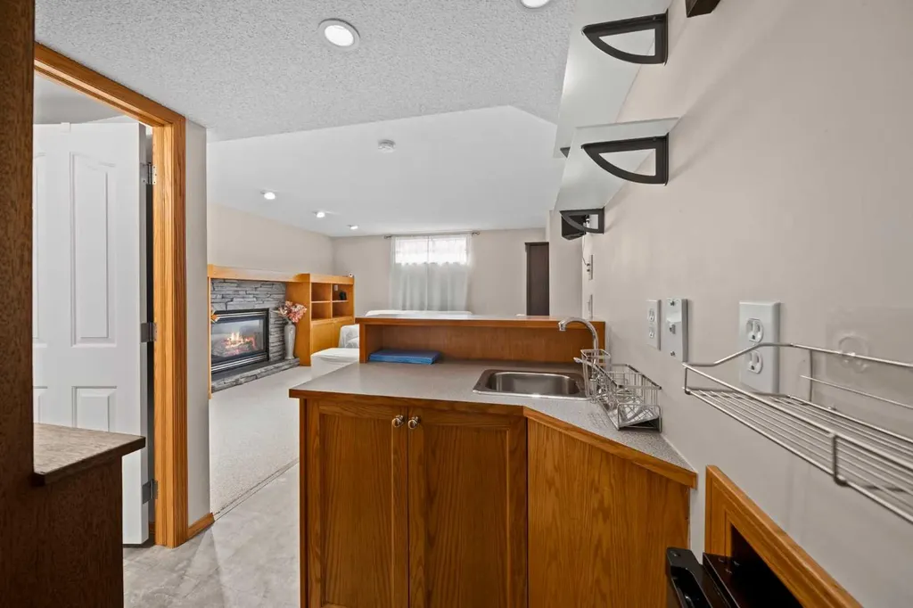 90 Riverview Circle SE Calgary AB T2C4K1