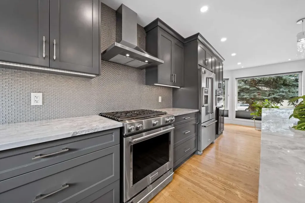90 Riverview Circle SE Calgary AB T2C4K1