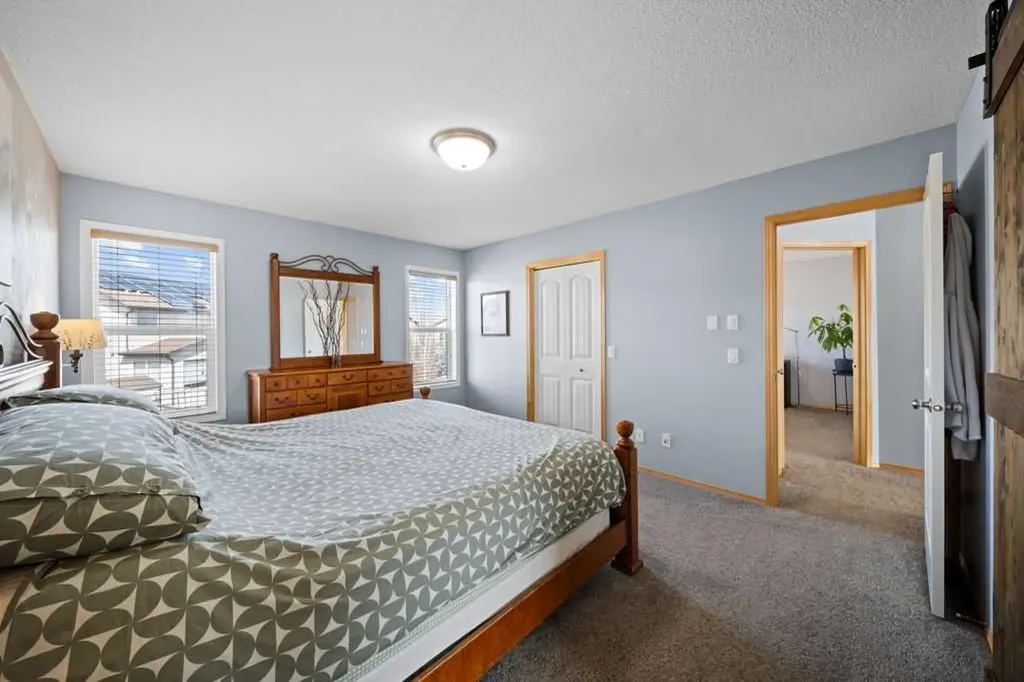 190 Brightonstone Bay SE Calgary AB T2Z4W4