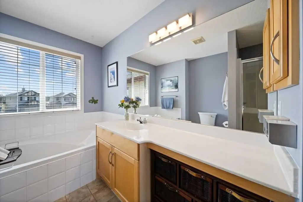 190 Brightonstone Bay SE Calgary AB T2Z4W4