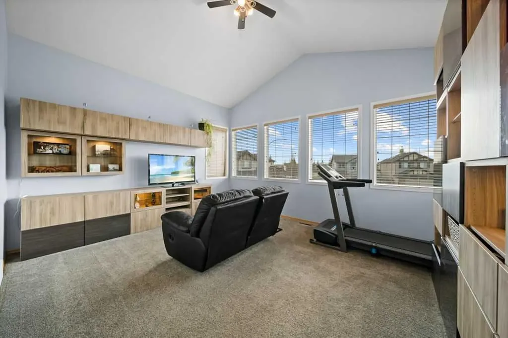 190 Brightonstone Bay SE Calgary AB T2Z4W4