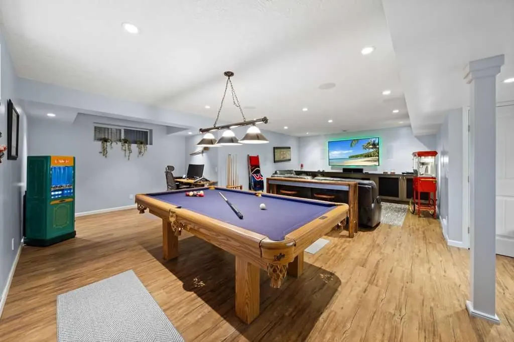 190 Brightonstone Bay SE Calgary AB T2Z4W4