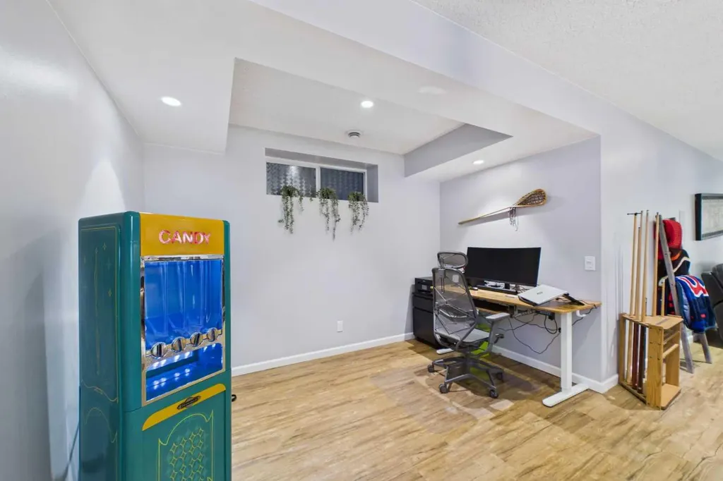 190 Brightonstone Bay SE Calgary AB T2Z4W4