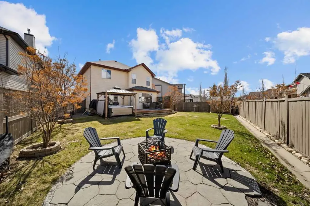 190 Brightonstone Bay SE Calgary AB T2Z4W4