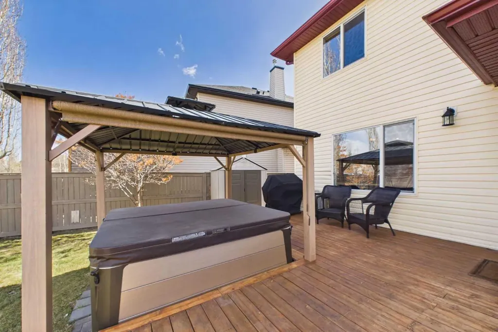190 Brightonstone Bay SE Calgary AB T2Z4W4
