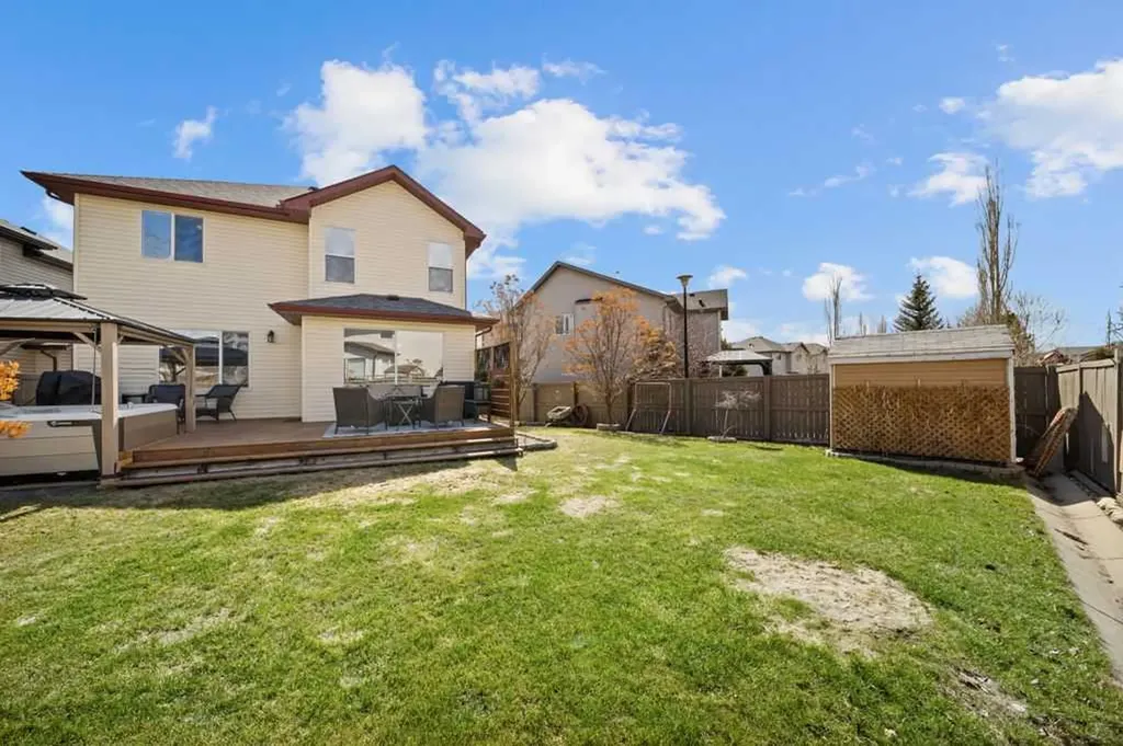 190 Brightonstone Bay SE Calgary AB T2Z4W4