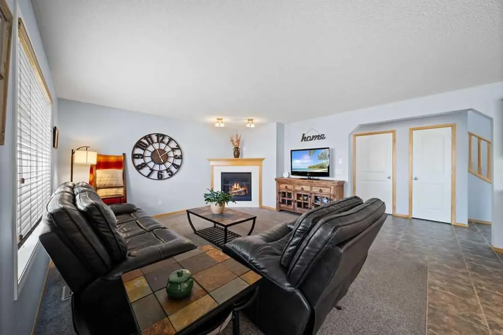 190 Brightonstone Bay SE Calgary AB T2Z4W4
