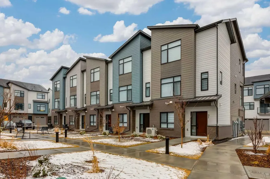 903 Mahogany Boulevard SE Calgary AB T3M 3W9