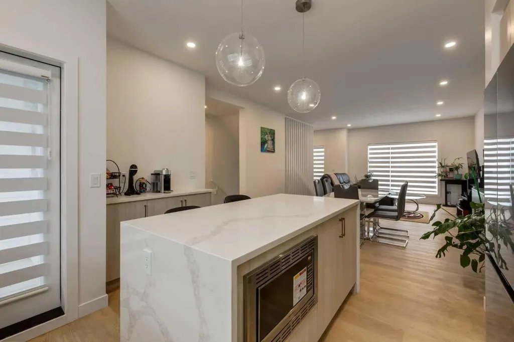903 Mahogany Boulevard SE Calgary AB T3M 3W9