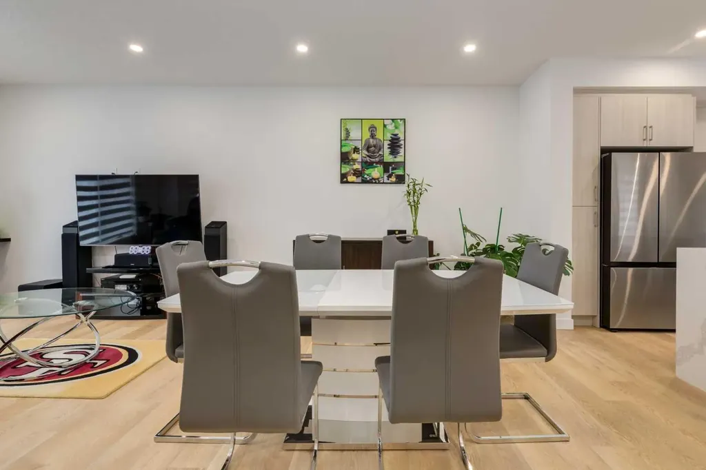 903 Mahogany Boulevard SE Calgary AB T3M 3W9