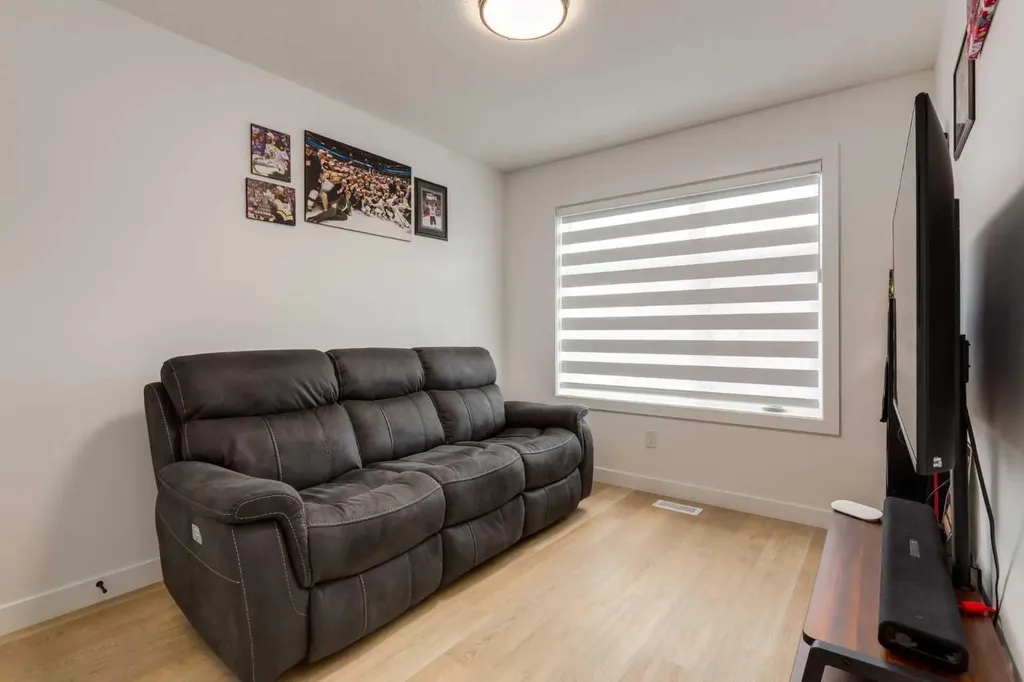 903 Mahogany Boulevard SE Calgary AB T3M 3W9