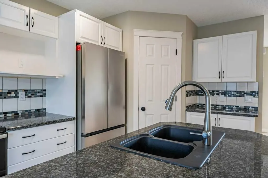 11 Saddlemont Close NE Calgary AB T3J 4V3