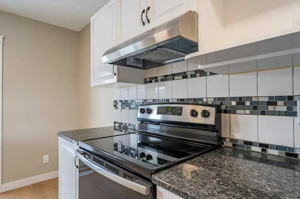 11 Saddlemont Close NE Calgary AB T3J 4V3