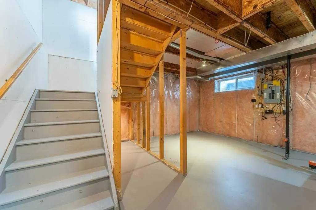 11 Saddlemont Close NE Calgary AB T3J 4V3