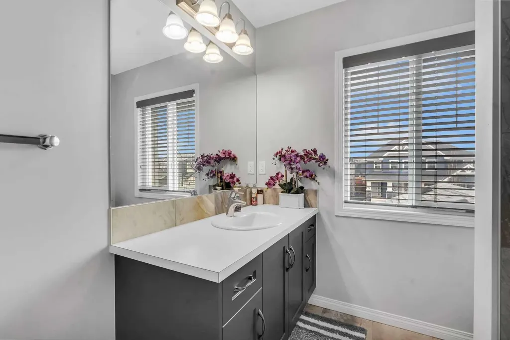 92 Legacy Glen Street SE Calgary AB T2X 3Y7
