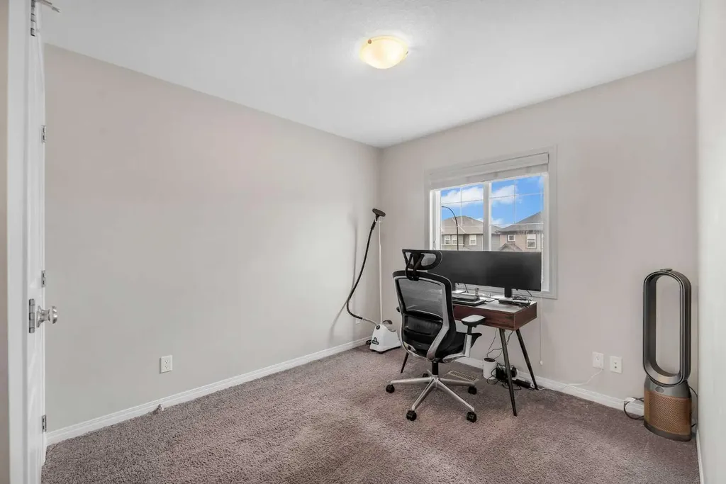 92 Legacy Glen Street SE Calgary AB T2X 3Y7