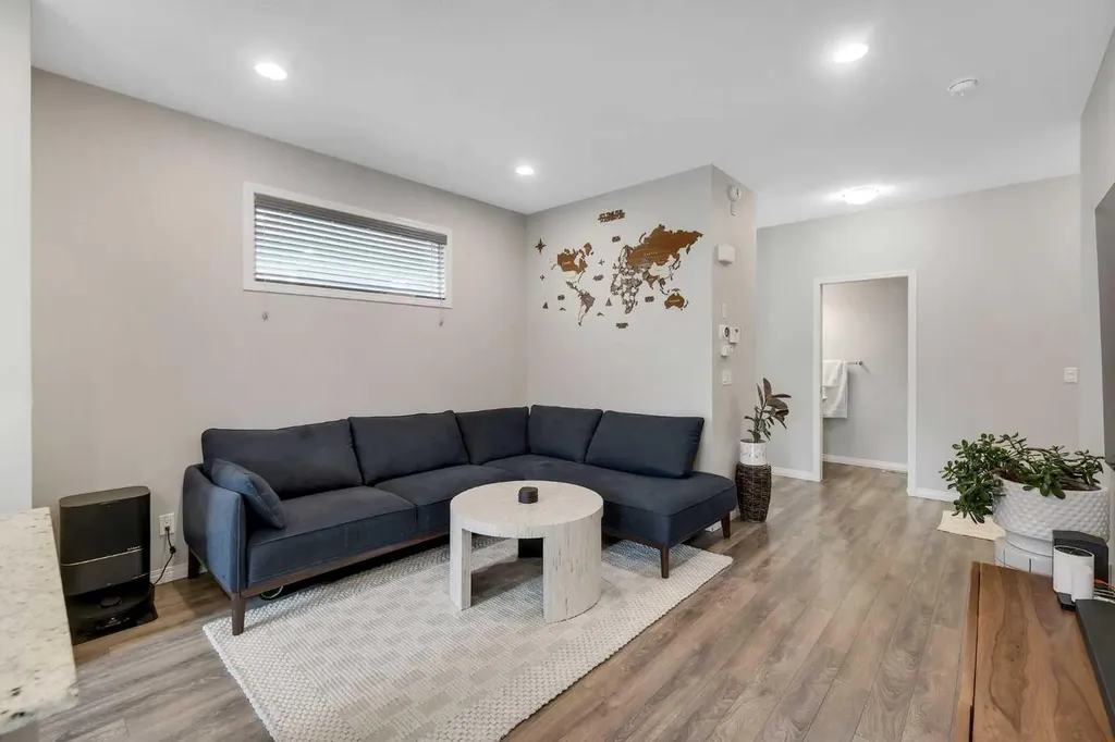 92 Legacy Glen Street SE Calgary AB T2X 3Y7