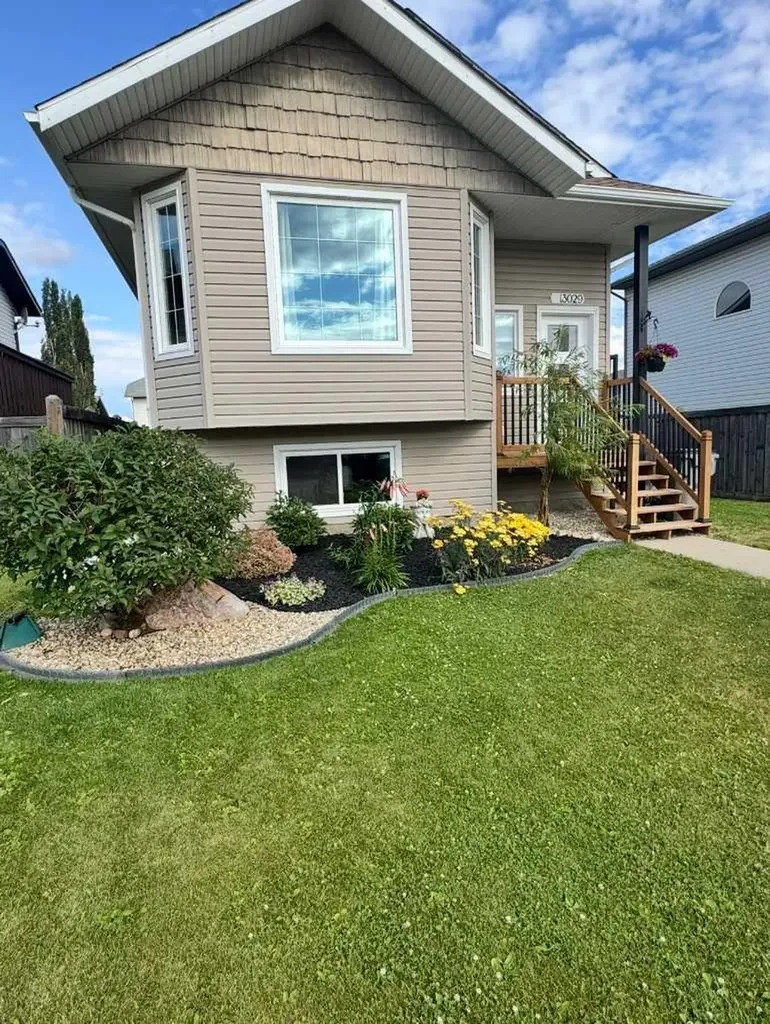 13029 90 Street Grande Prairie AB T8X 0A9