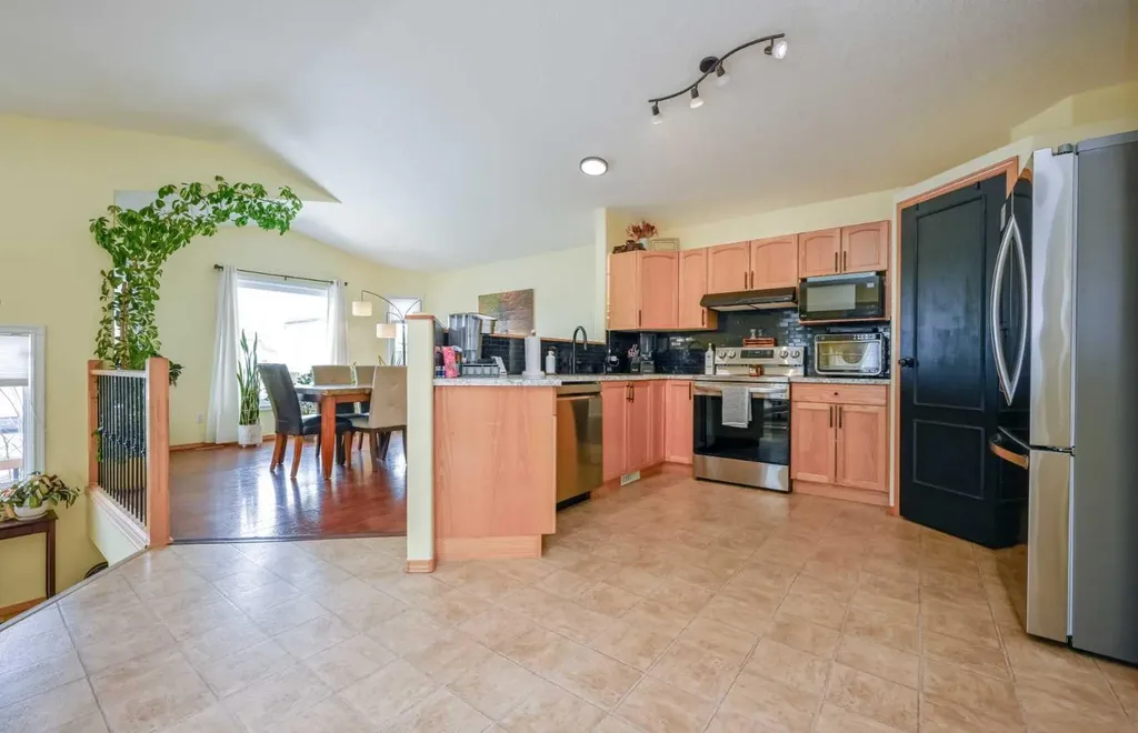 13029 90 Street Grande Prairie AB T8X 0A9