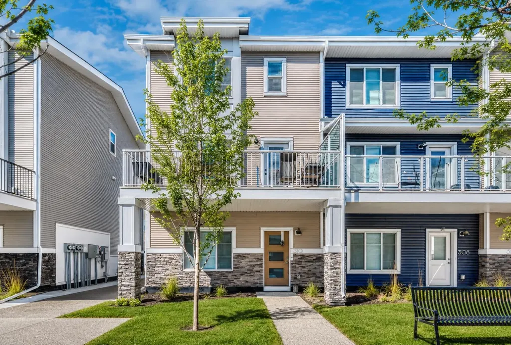 669 Savanna Boulevard NE Calgary AB T3J 2K2