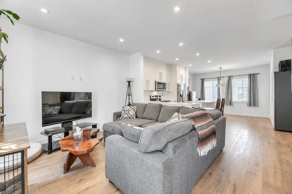 669 Savanna Boulevard NE Calgary AB T3J 2K2