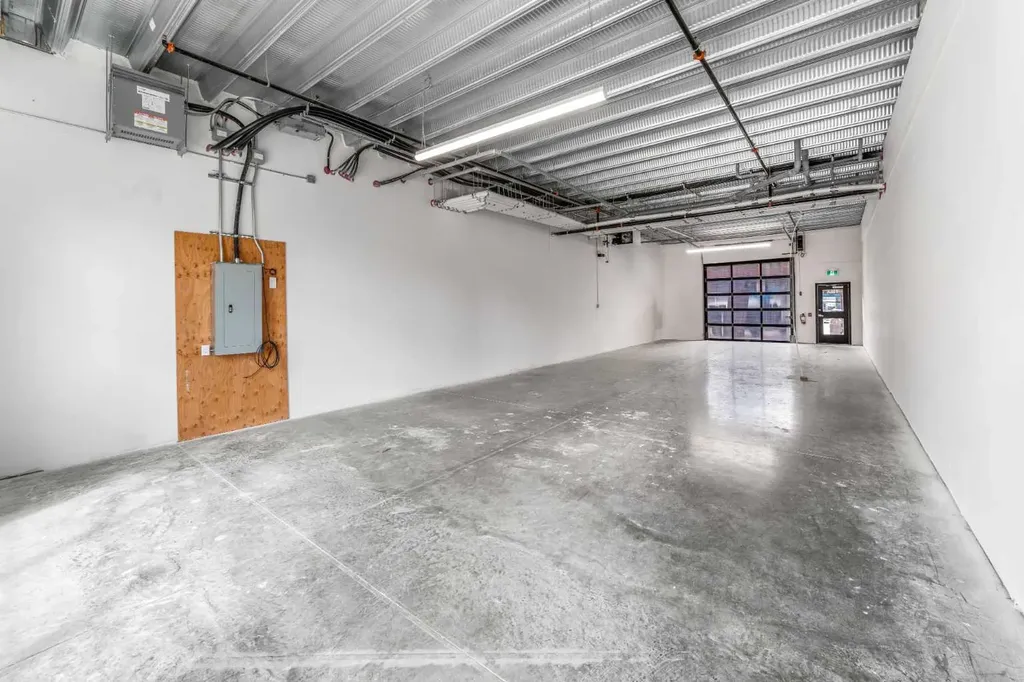 1 Industrial Place Canmore AB T1W 1Y1