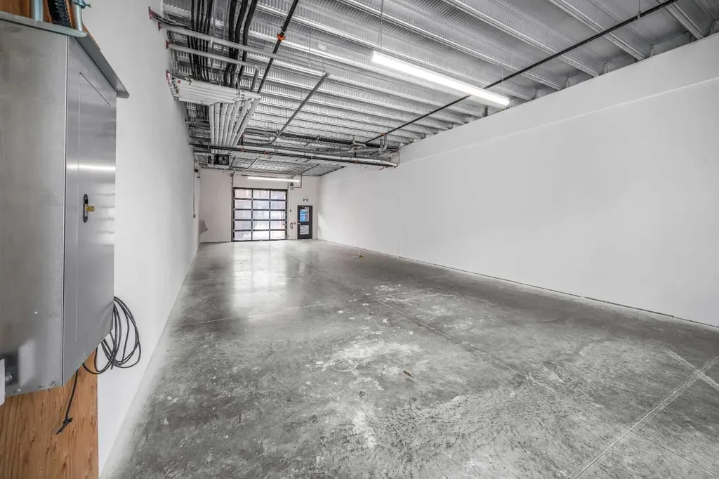 1 Industrial Place Canmore AB T1W 1Y1