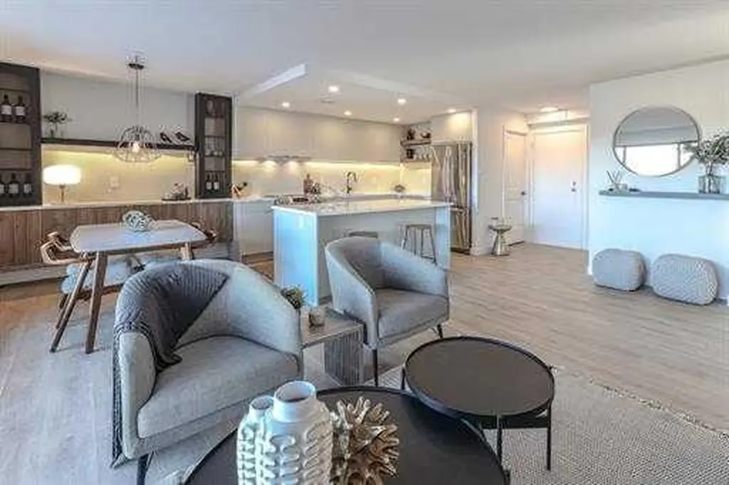 1330 15 Avenue SW Calgary AB T3C 3N7