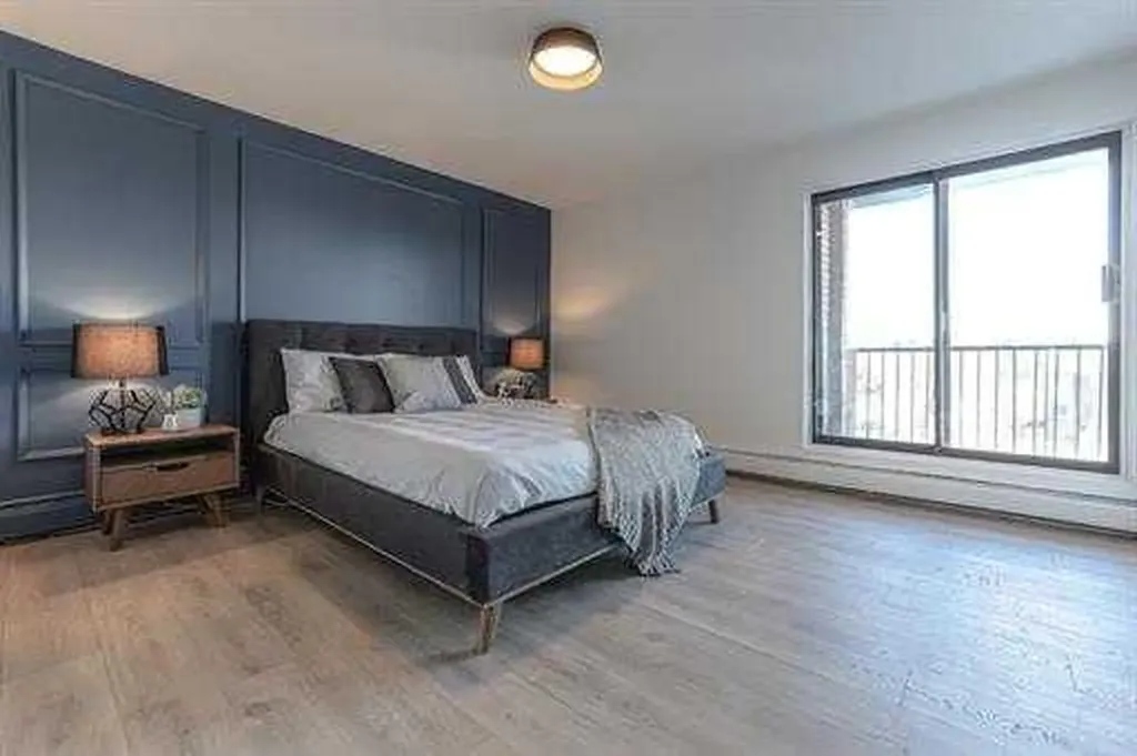 1330 15 Avenue SW Calgary AB T3C 3N7