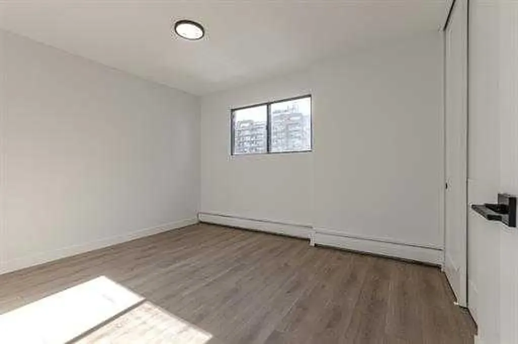 1330 15 Avenue SW Calgary AB T3C 3N7